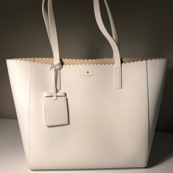 kate spade Handbags - Kate Spade Scalloped Tote Bag